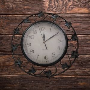 💀Metal Ivy Wall Clock💀